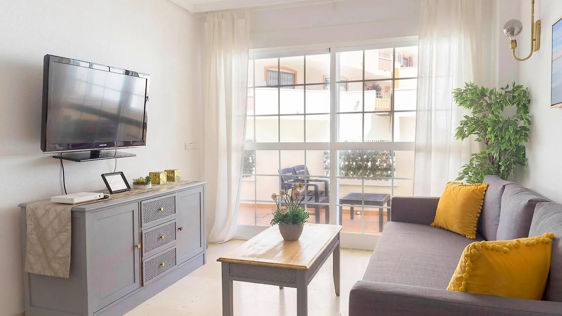 Sol Beach Benalmadena Suitemalaga Parking 0*,  Spain